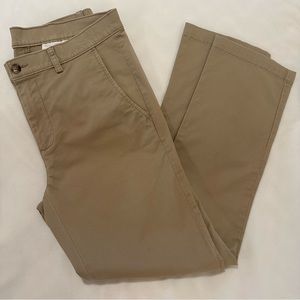 Roundtree & Yorke Classic Khaki Chino Pants Size 33 x 30
